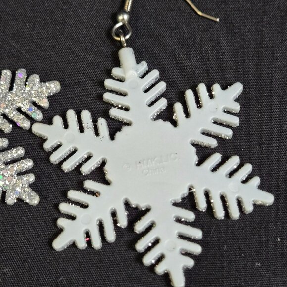 Glitter Snowflake Earrings Sparkling Plastic Holiday Jewelry Dangle Hooks 2" Dia - Picture 4 of 7